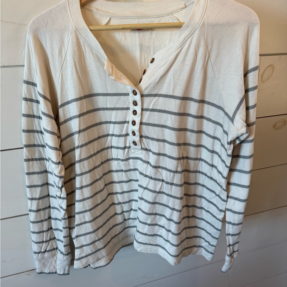 Faherty Cloud Henley